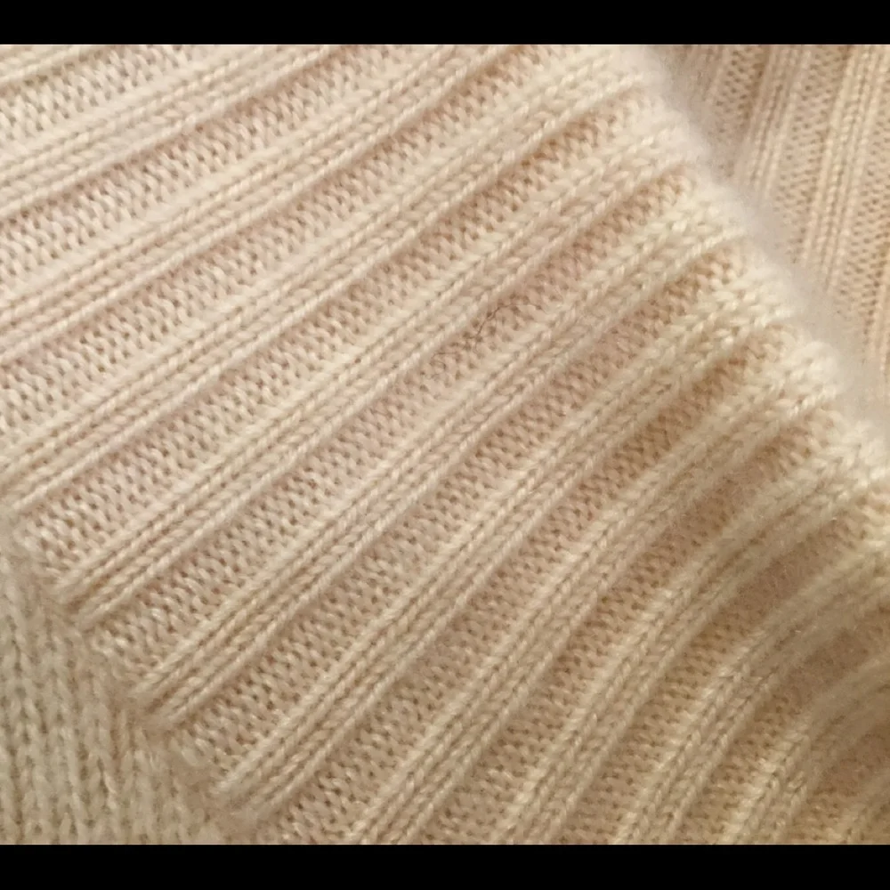 Cashmere Sweater By Yokyo Designer Improvised
